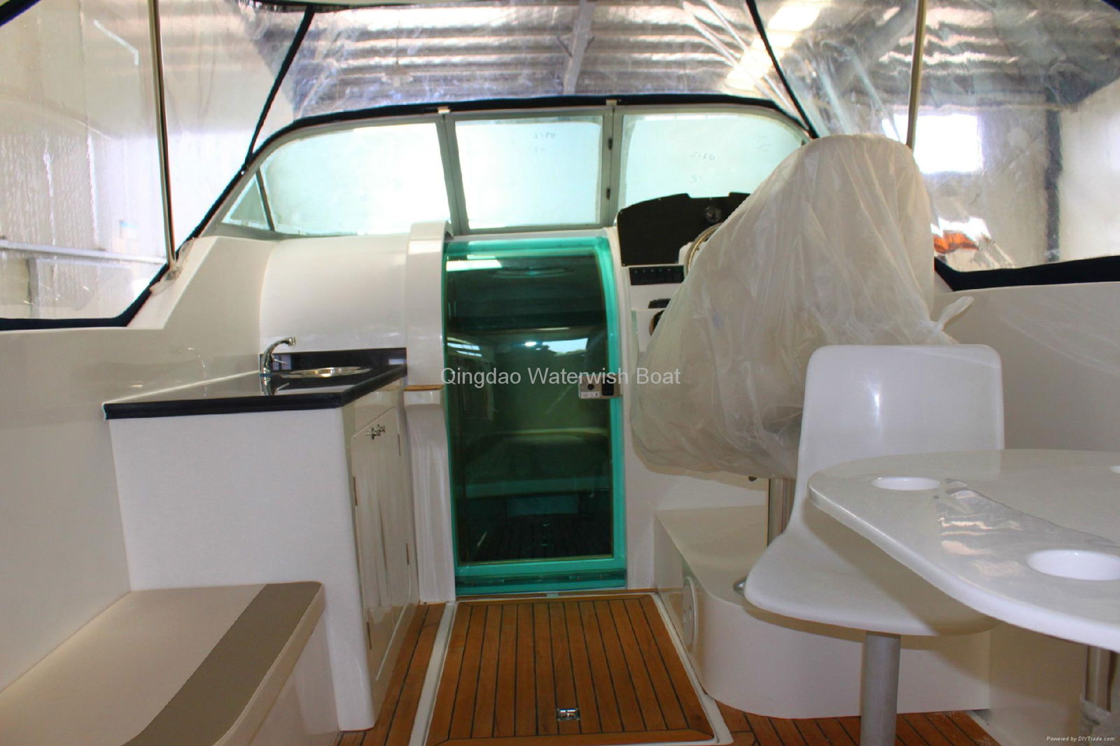 QD 27 CABIN Fiberglass Sport boat 5