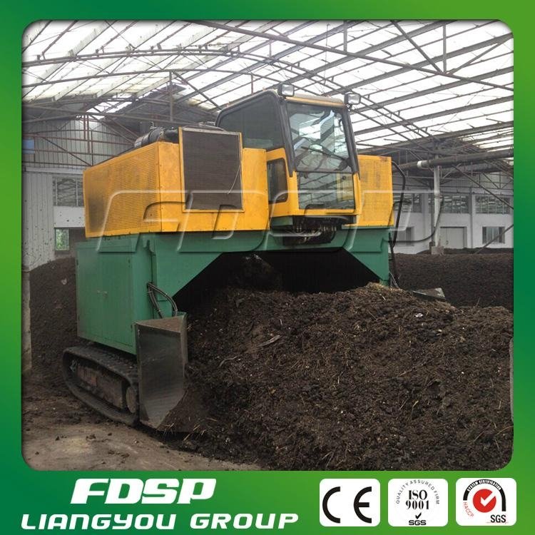 Hot Selling Automatic Chicken Manure Compost Turner Machine