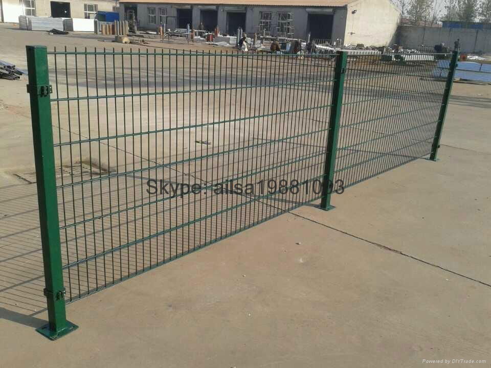 welded double wire fence 2