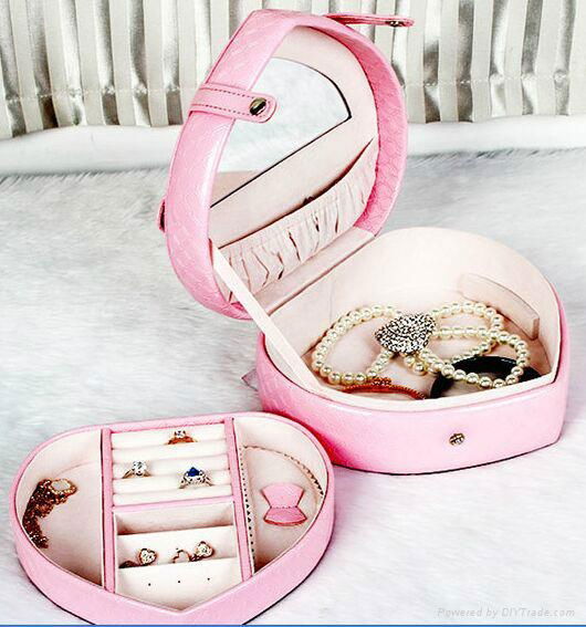 heart shape PU accessories storage box 2