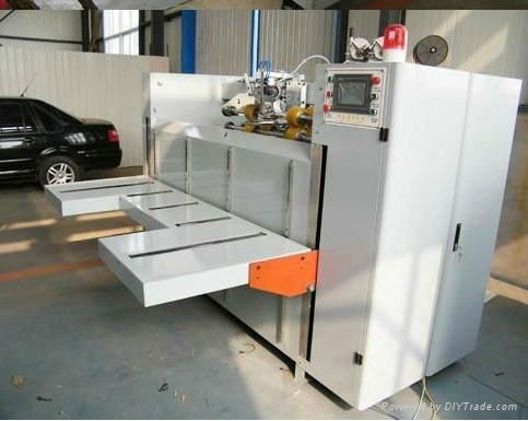 corrugated carton box stiching machine  2