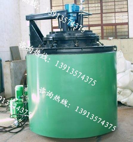 Well type vacuum annealing furnace 5