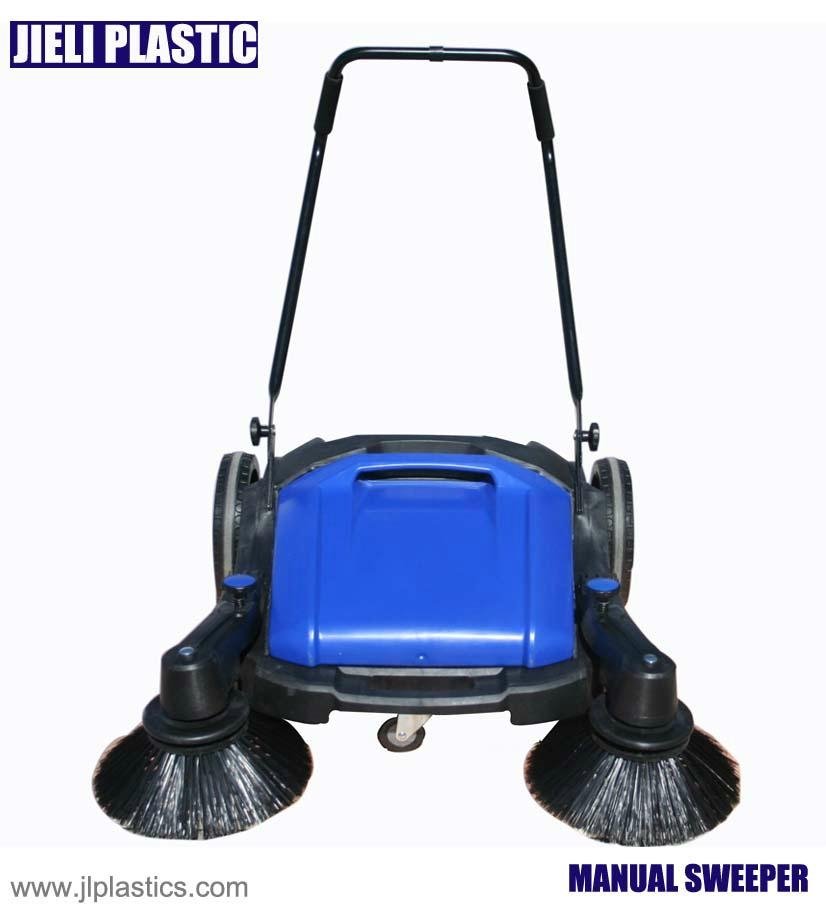 Manual floor sweeper 3