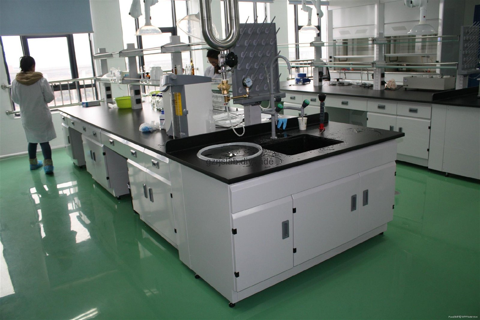 medical equipments laboratory island table lab furniture workbench  5
