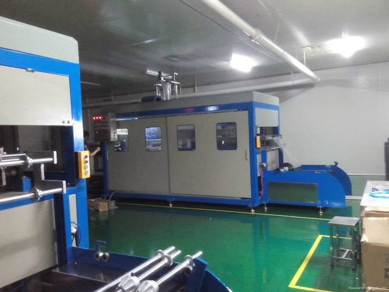 Guangzhou automatic vacuum molding machine 4