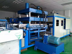 Touch screen automatic vacuum molding machine