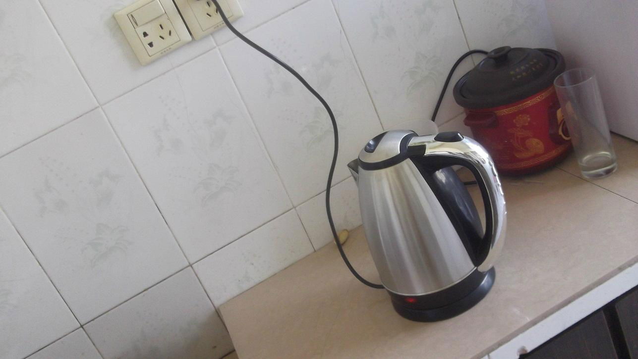 ELECTRIC KETTLE 3