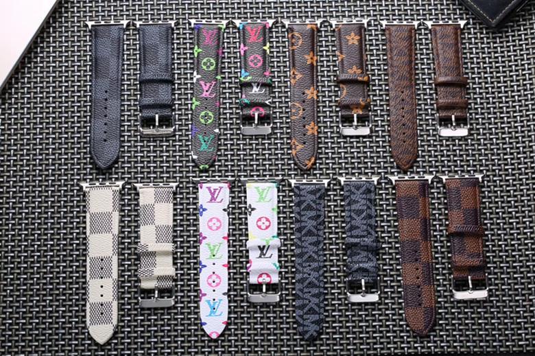 Luxury Brand Checkerboard Pattern Leather Watchband Printed Flower Watch Strap