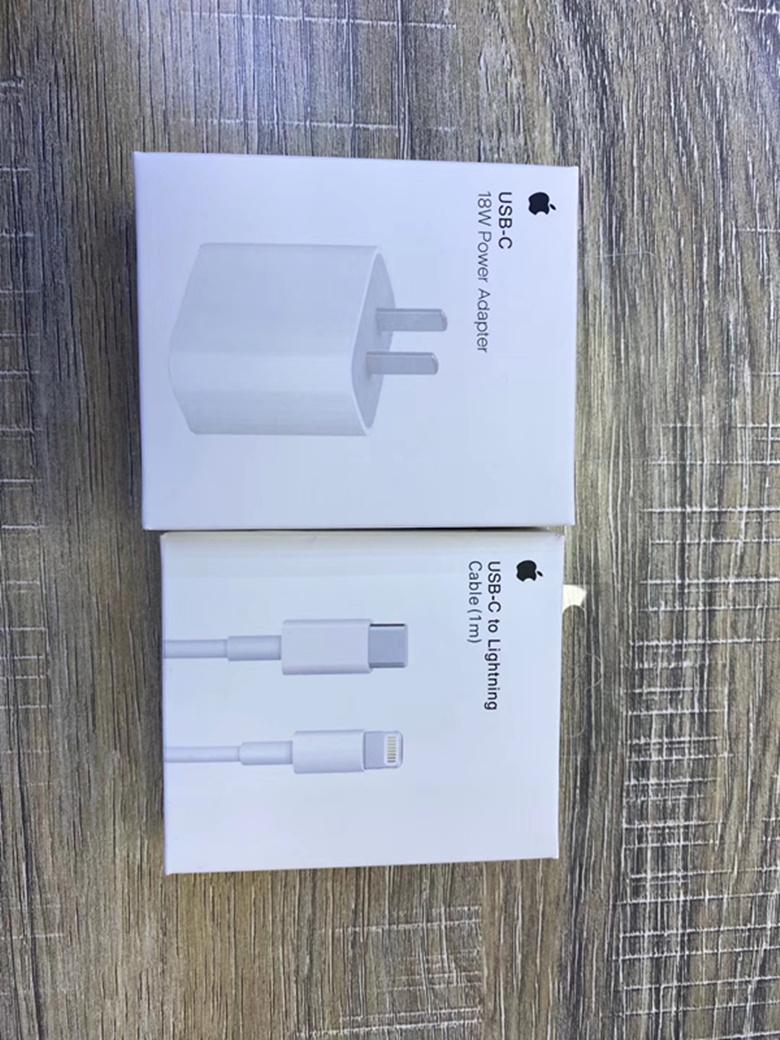 Apple iPhone 11 Pro Max Wall Plug USB-C Charger Cable ORIGINAL 18W Power Adapter