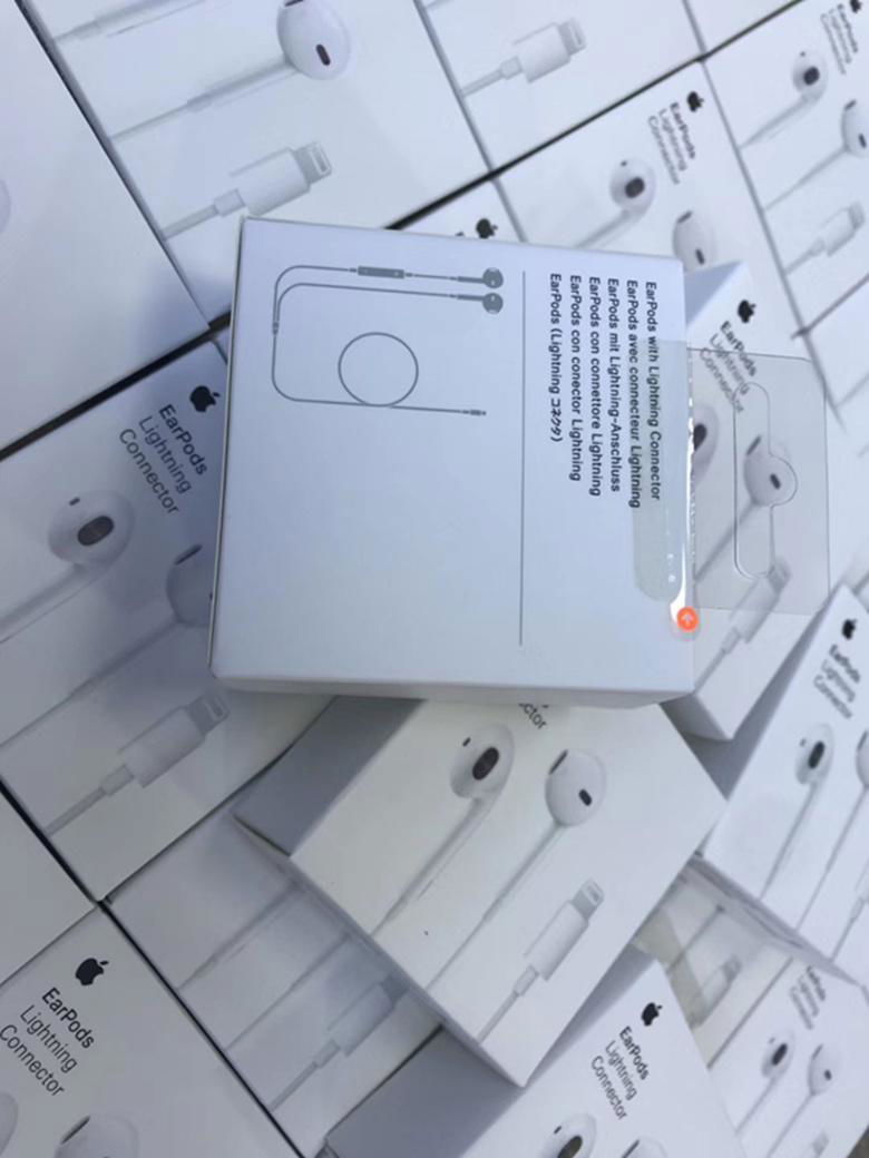 Earpods Lightning Connector ORIGINAL Apple Weird Earphone with Remote Talk 3