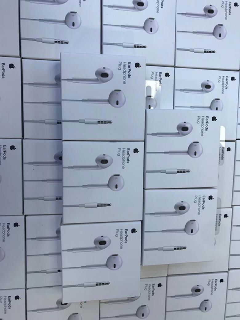 ORIGINAL Earpods 3.5mm Connector with Remote Talk Lightning Earphone MIC 2