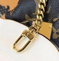 Luxury Designer Louis Vuitton Leather Dog Key Chain Pendant Plating Buckle