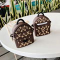 Luxury Designer Louis Vuitton Crossbody Airpods Case Shoulder Bag LV Pouch Cover