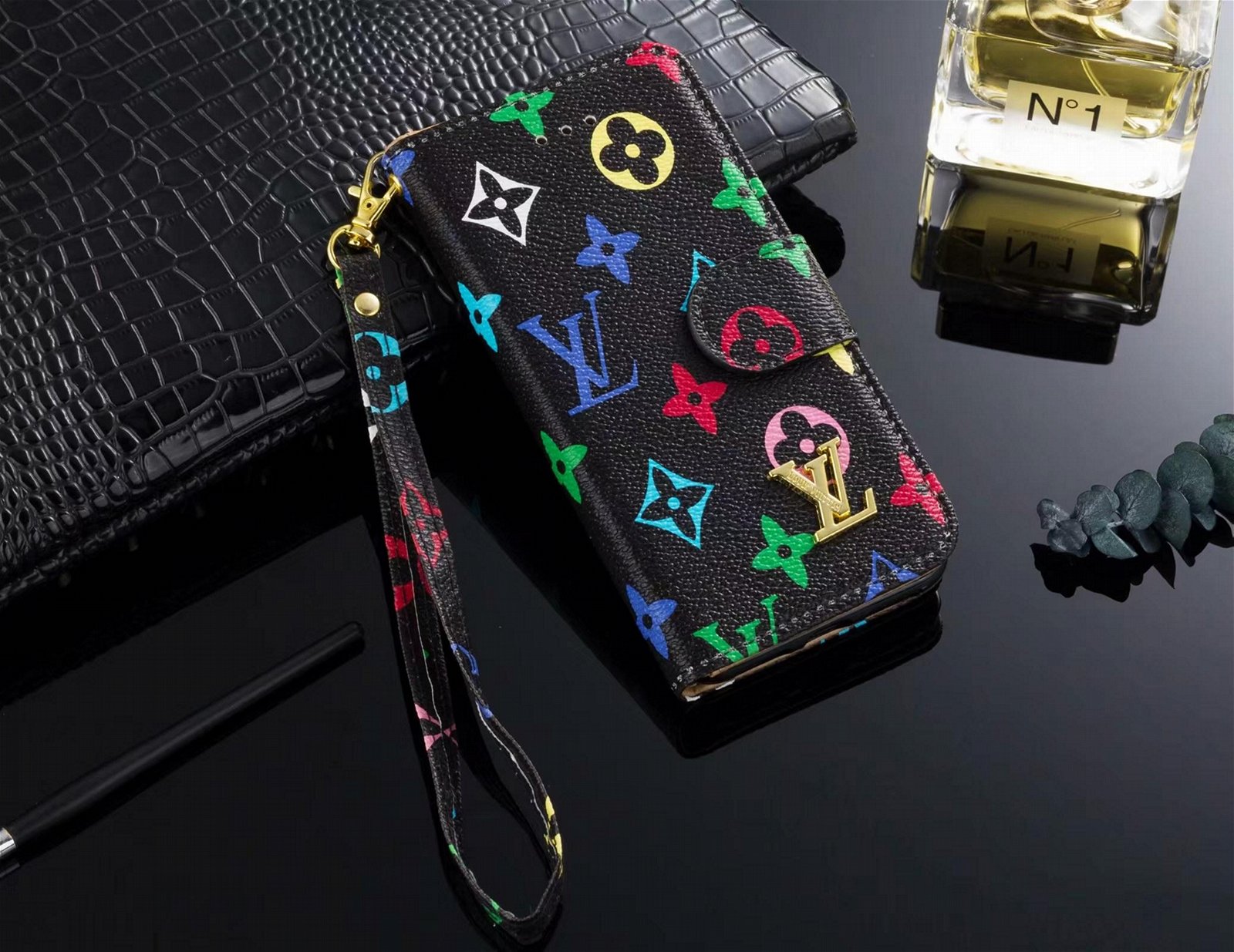 Luxury Designer Folio Vintage Vegan Louis Vuitton Wristband Leather Case LV Case - Hseng (China ...