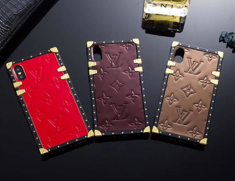 LOUIS VUITTON LV LOGO UNIQUE PATTERN iPhone XR Case Cover