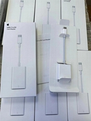 1:1 Apple USB-C to SD Card Reader USB-C to Digital AV Multi-port HDMI Adapter