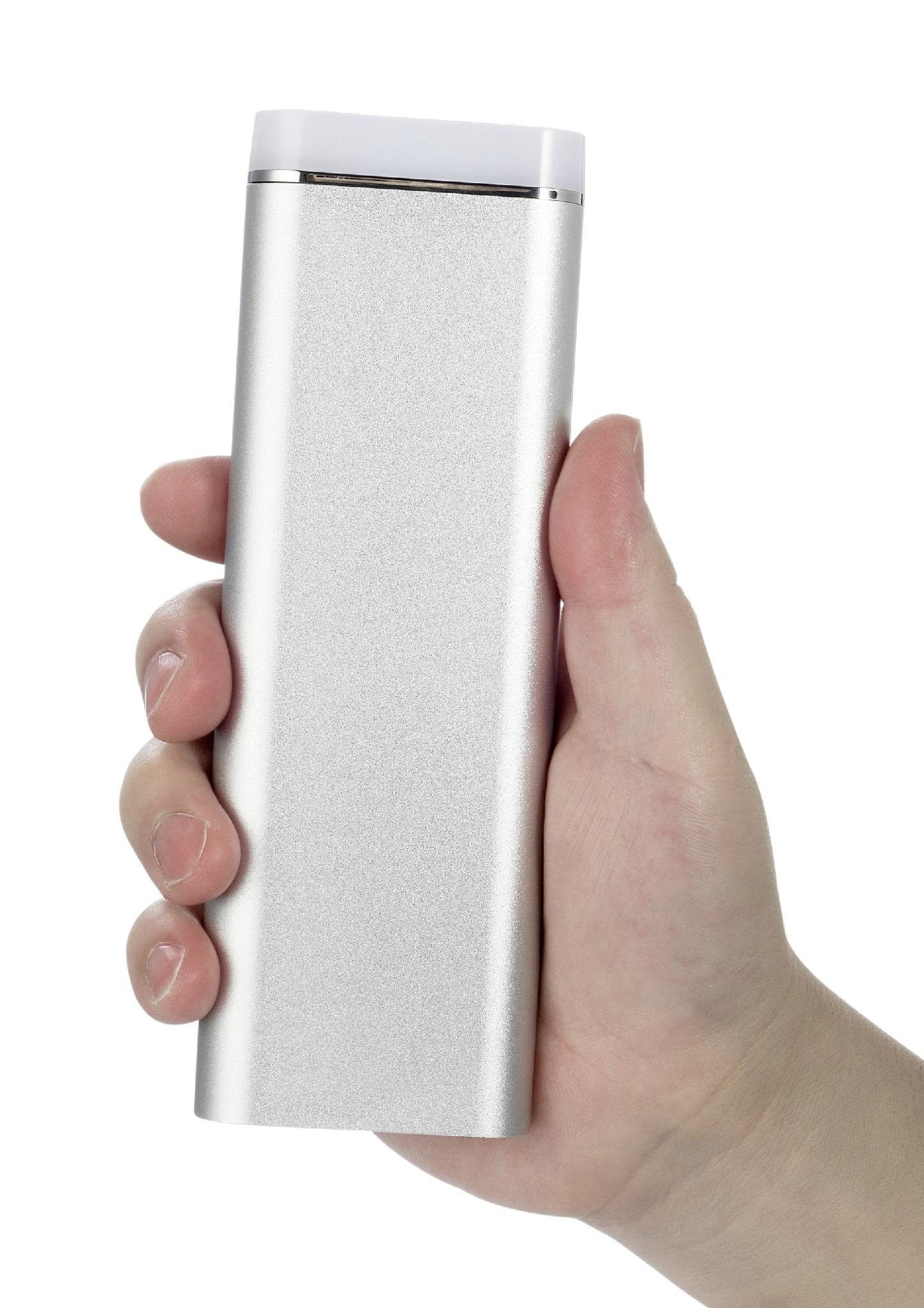 Multi-function Aluminum alloy mobile power bank with LED lamp 3