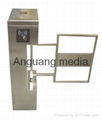 Swing turnstile