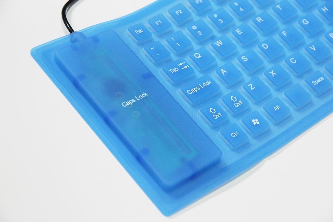 2016 New Year Offer Waterproof Arabic Computer Keyboard for Tablet PC 3
