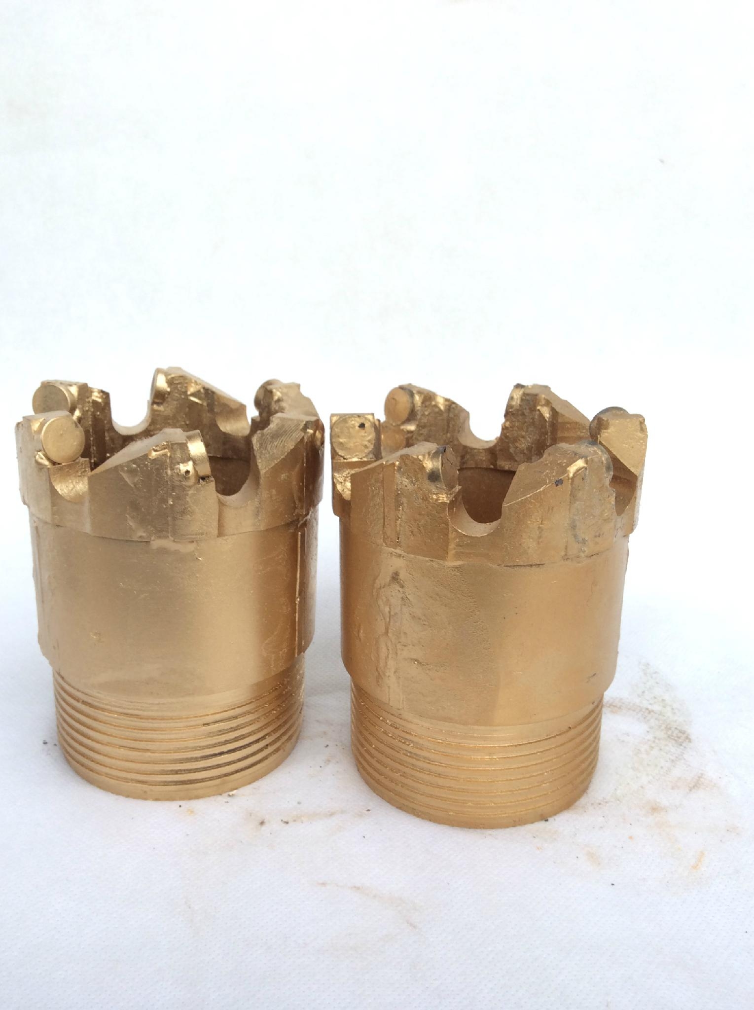 取芯复合片金刚石钻头