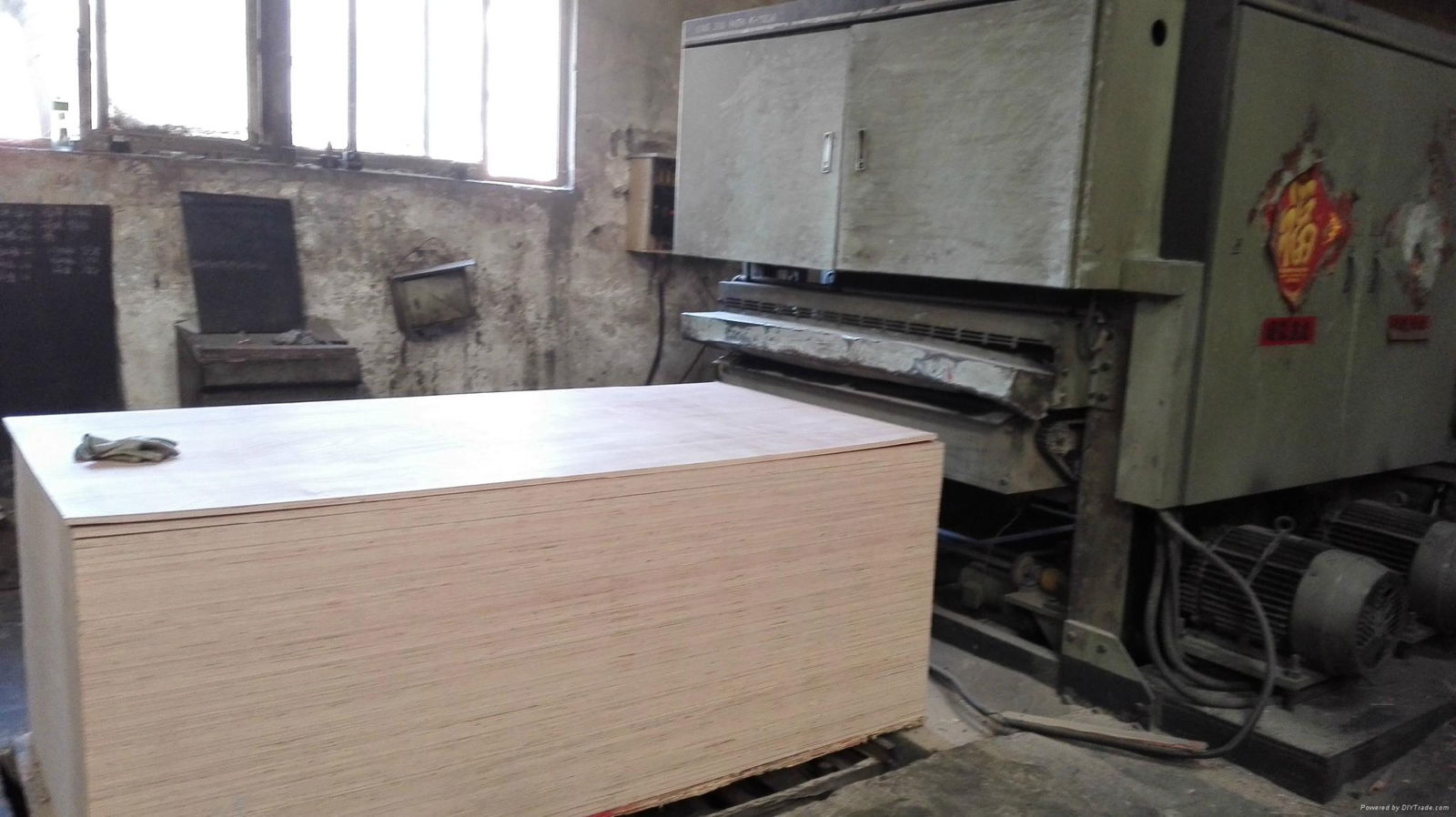 2016 cheap okoume commercial plywood 3