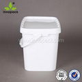 9L rectangular plastic pail with plastic lid and handle  2