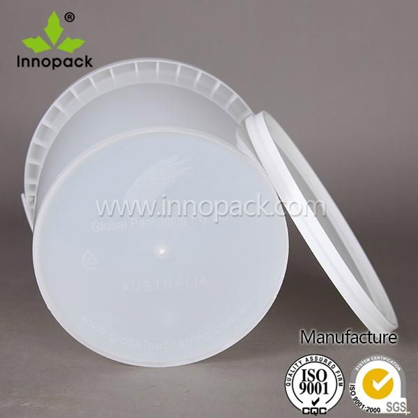 white hard plastic 5L plastic container with lid 4