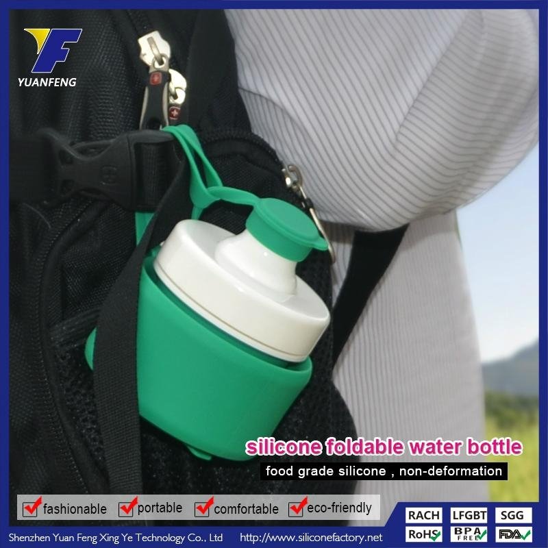 Multi Function Promotional Christmas Gift Portable Silicone Water Bottle