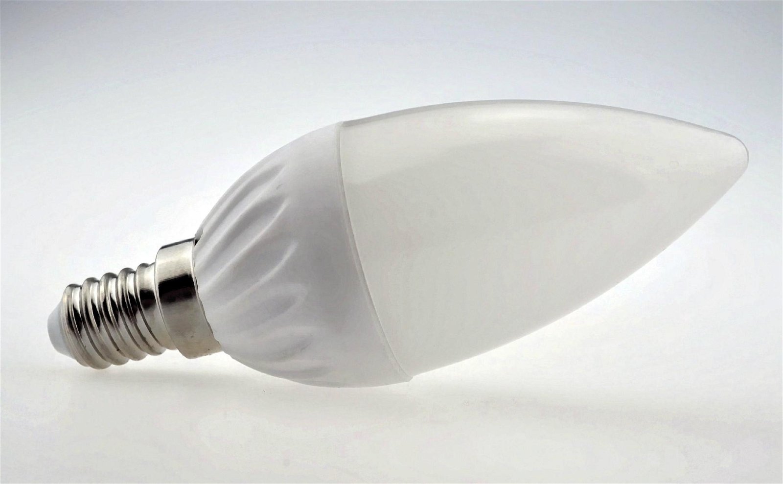 Made in Hikingwin low price plastic home illumination light led bulb light ,A50  5