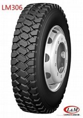 Chinese TBR Longmarch Roadlux Radial Truck Tire with ECE Certificate (LM306)