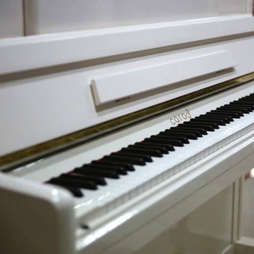 white upright piano C23W 3