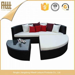 Balcony rattan round shaped sofa daybed for sale