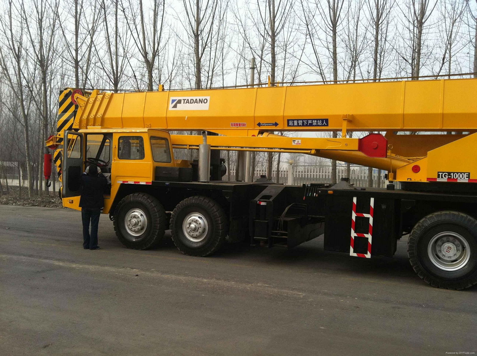 used 100 ton TADANO TG1000E truck crane for sale  4