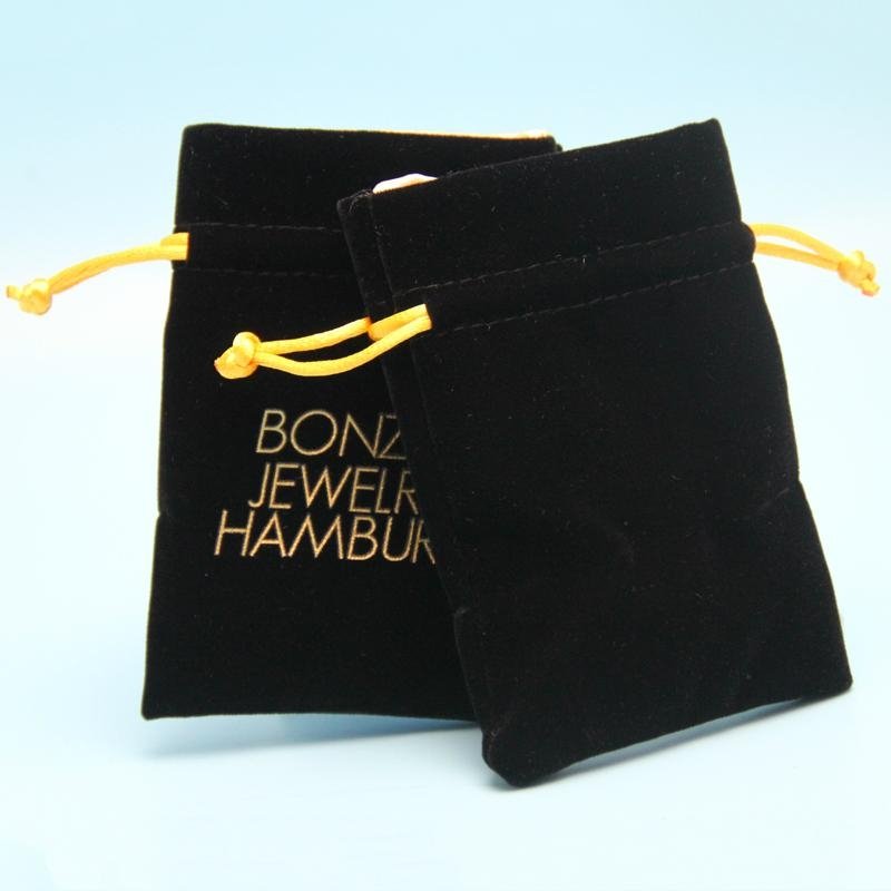 Black Velvet Pouch Wholesale for Jewelry Packing 4