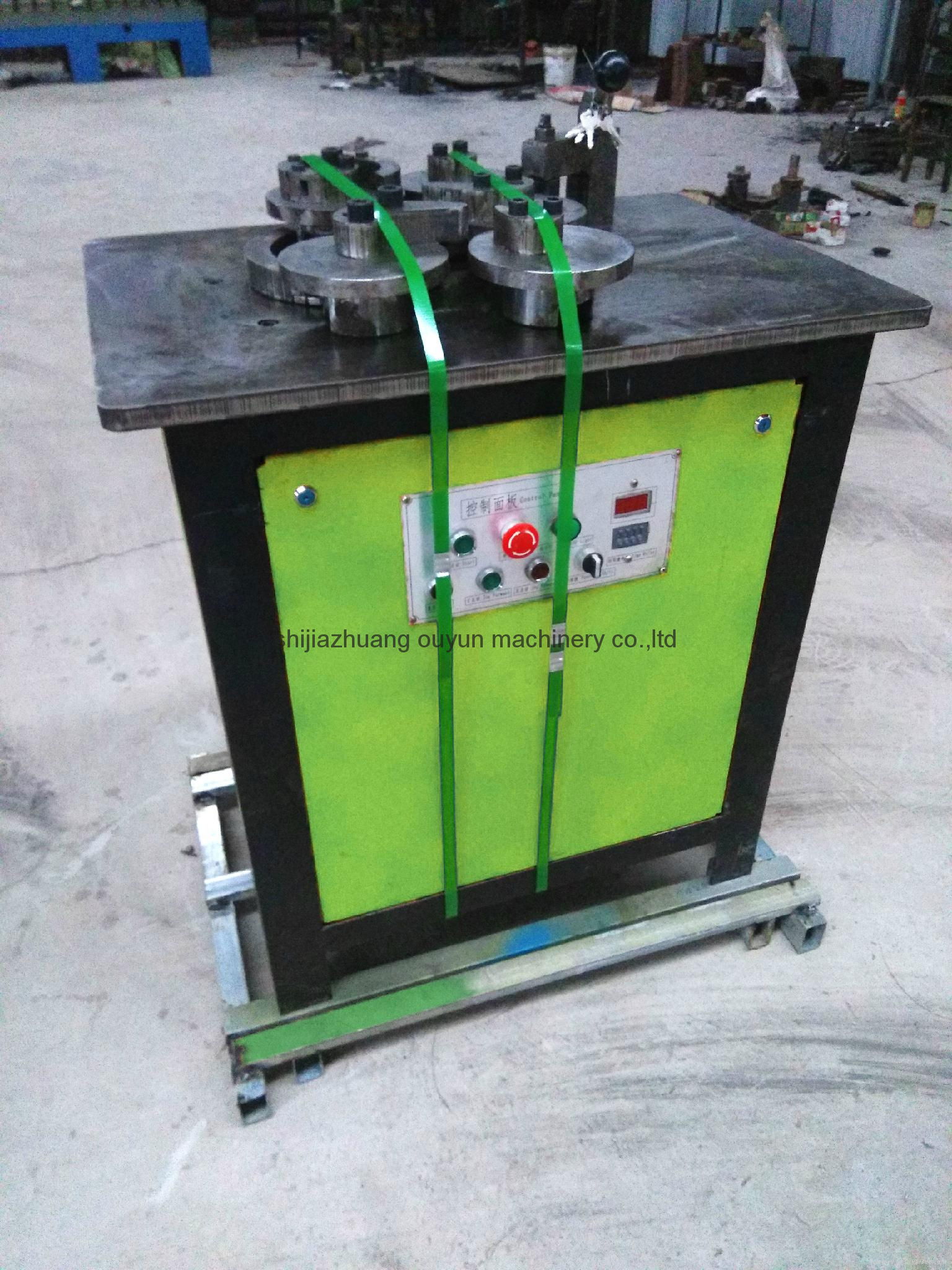 Electric pattern bending machine 4