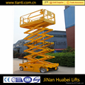 self-propelled scissor lift 2