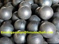 Grinding steel ball