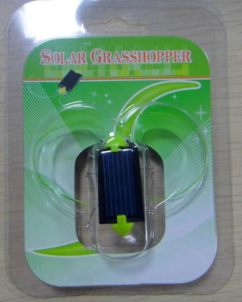 Green Energy Intellectual Solar Toy Kit Insect Locust grasshopper Christmas gift 3