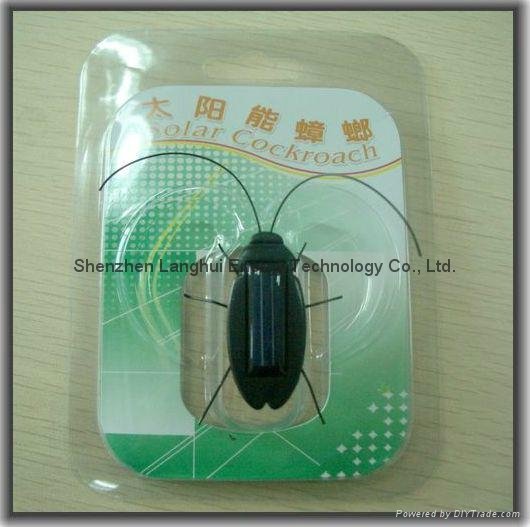 Solar Power Intellectual Solar Toy Kit Insect Cockroach kids Christmas gift 3