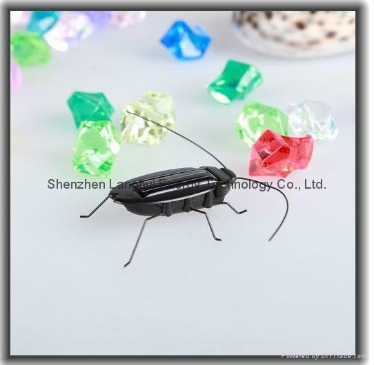 Solar Power Intellectual Solar Toy Kit Insect Cockroach kids Christmas gift 4