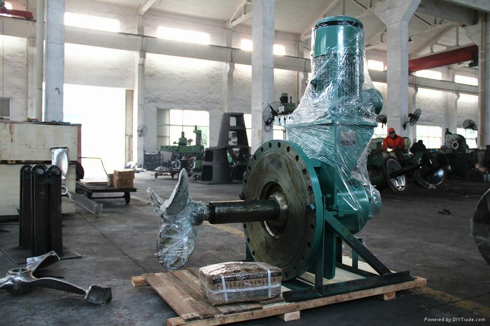 Side entry tank mixer for light and heavy curde oil pump station 3