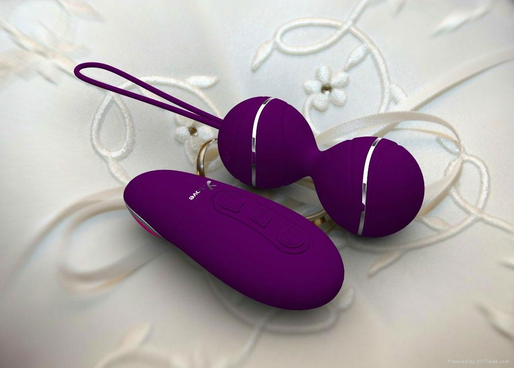 alibaba china full silicone vibrator china female toy 3