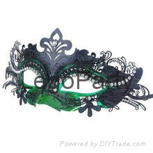 Unique St-Patricks-Day-Luxury-Metal-Rhinestone-mask