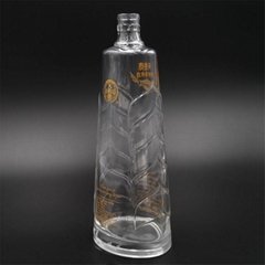 wholesale 1L novelty glass crystal wine decanter for liquor and whisky