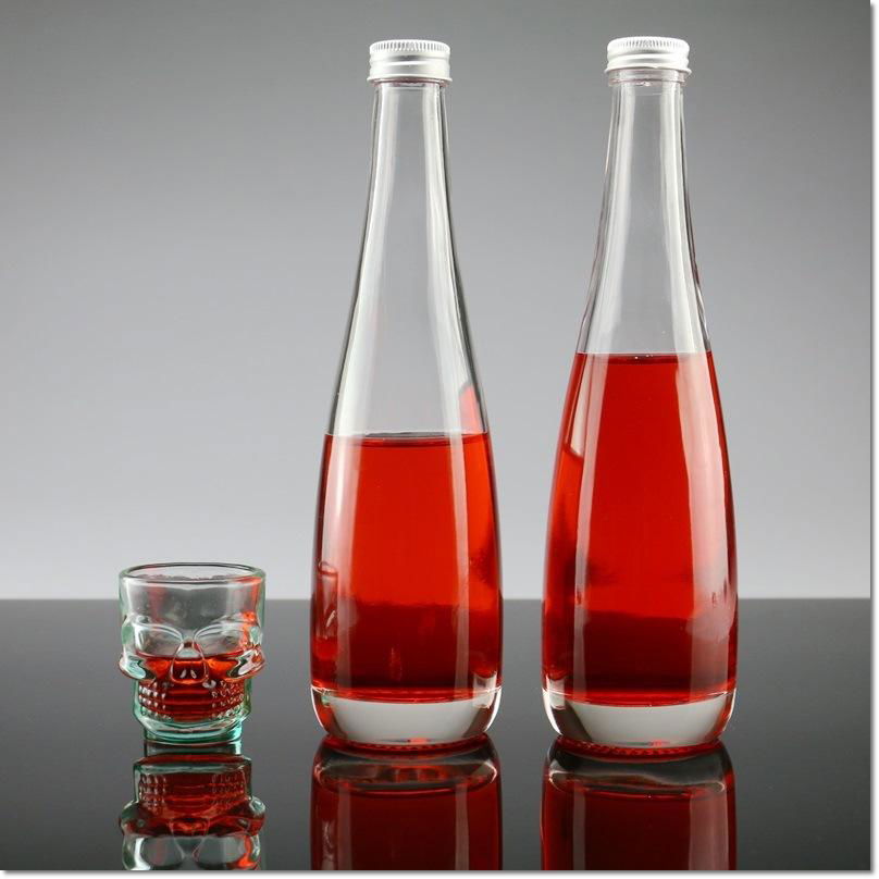 700ml unique shaped liquor clear glass bottle with cork