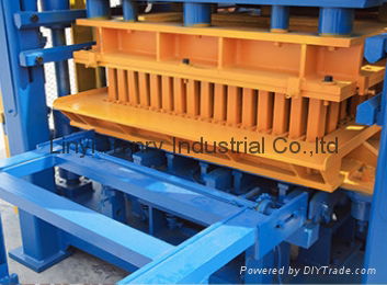 QTJ4-24 semi-automatic vibration concrete block molding machine 3