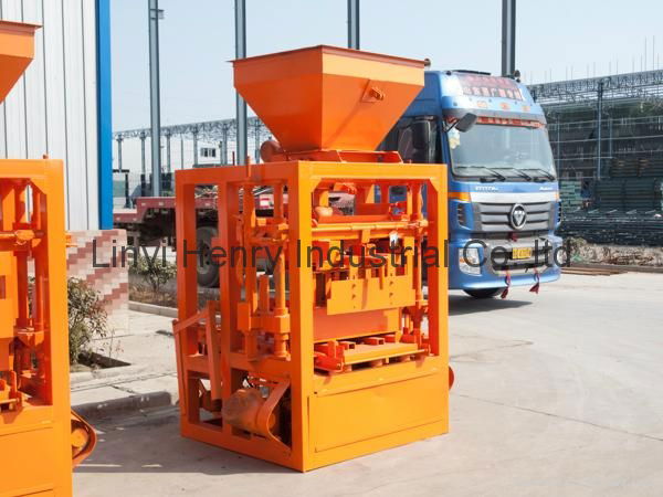 QTJ4-24 semi-automatic vibration concrete block molding machine 5