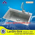 Undermount kitchen sink 4