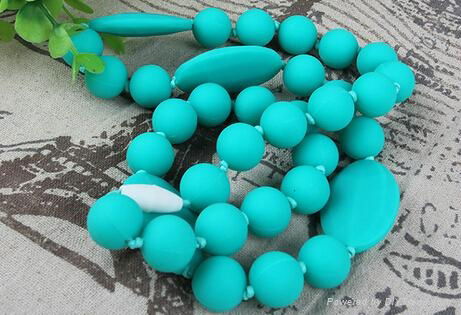 Customzied silicone chew beads teething jewelry for teething baby 3