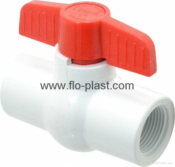 1/2 Inch PVC Ball Valve With NPT Thread Ends And Butterfly Handle For Water 2